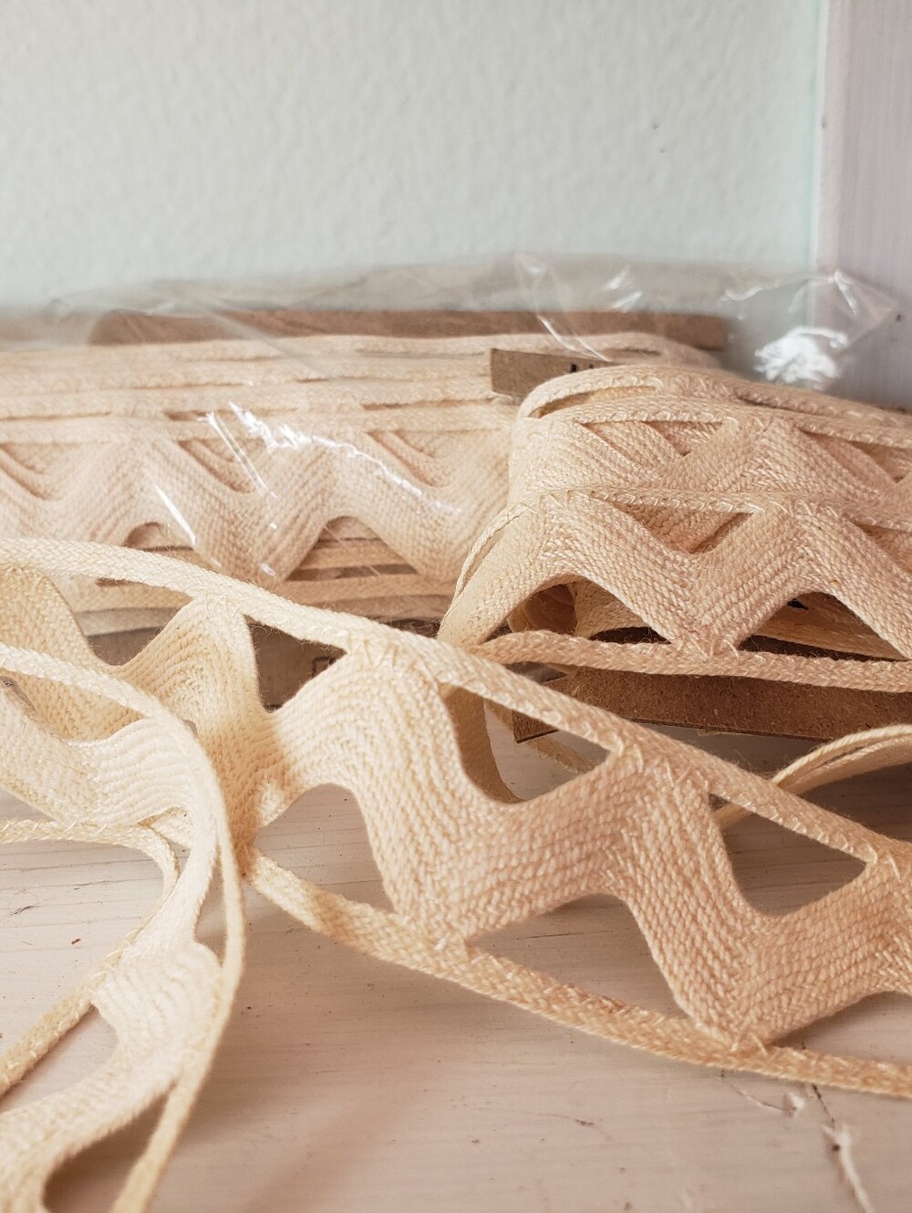 Vintage 1950's Rick-rack Trim, 5 Yrds - Picture 2 of 6
